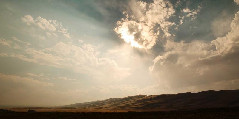 电力设备24：电缆在电力传输中的关键作用与双和华力的创新实践